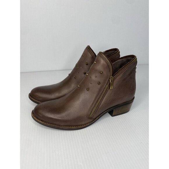 ERIC MICHAEL Studded Brown Leather Ankle Boots Women’s Size 41 / 10 Moto Booties - Picture 1 of 11